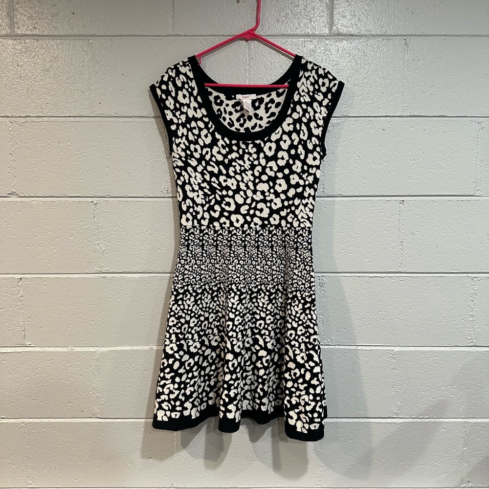 Candie's Black & White Leopard Print Patterned Sweater Dress • Knit Stretch